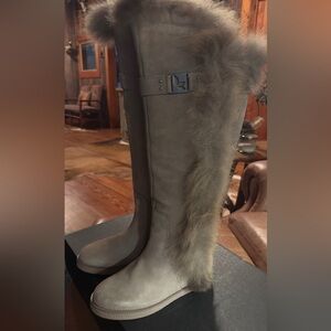 Koolaburra Sasha Fur-Trim Winter Boots NWT. Size 9.